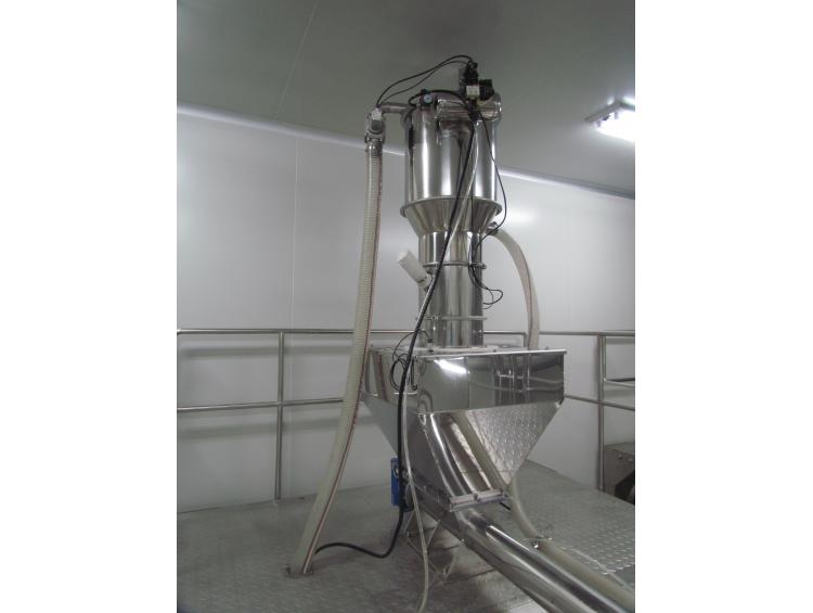 投料真空上料機